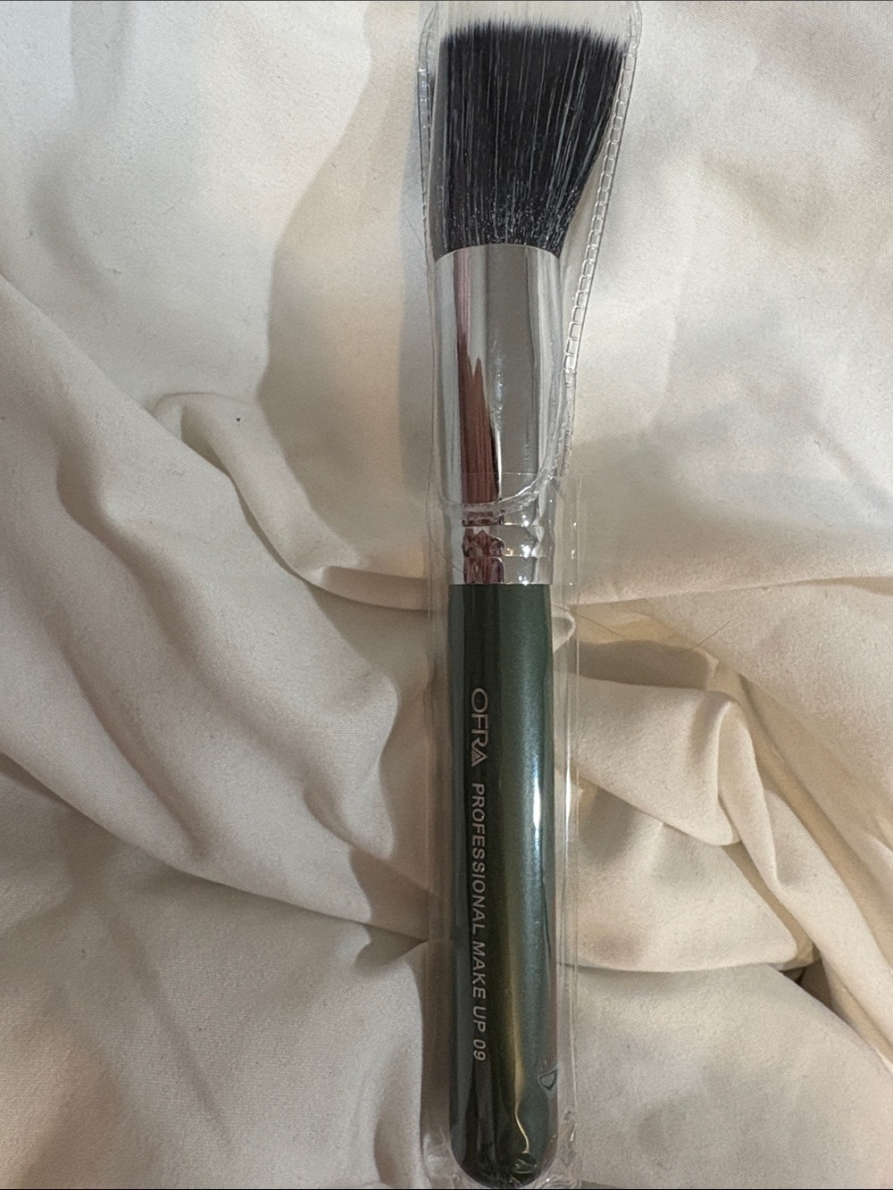OFRA Professional Makeup Brush 09 Foundation NEW UNUSED